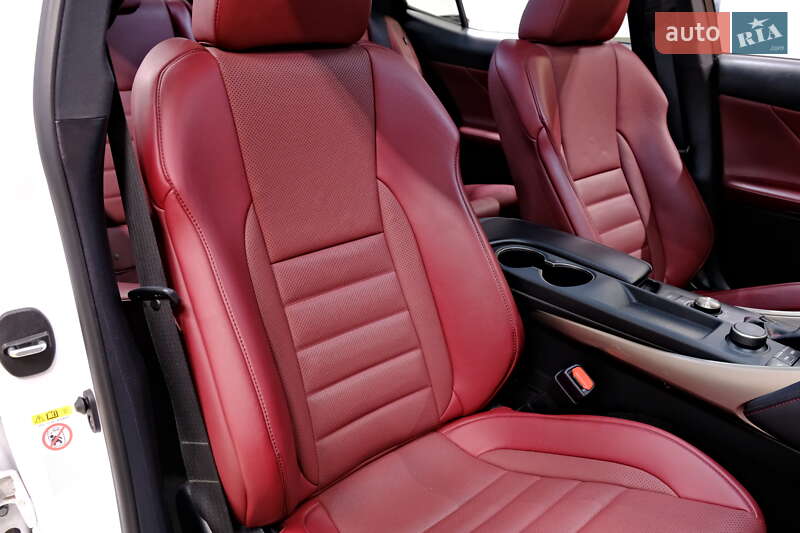 Седан Lexus IS 2018 в Одессе