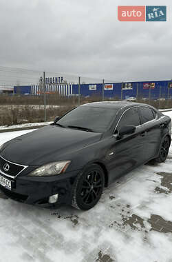 Седан Lexus IS 2006 в Виннице