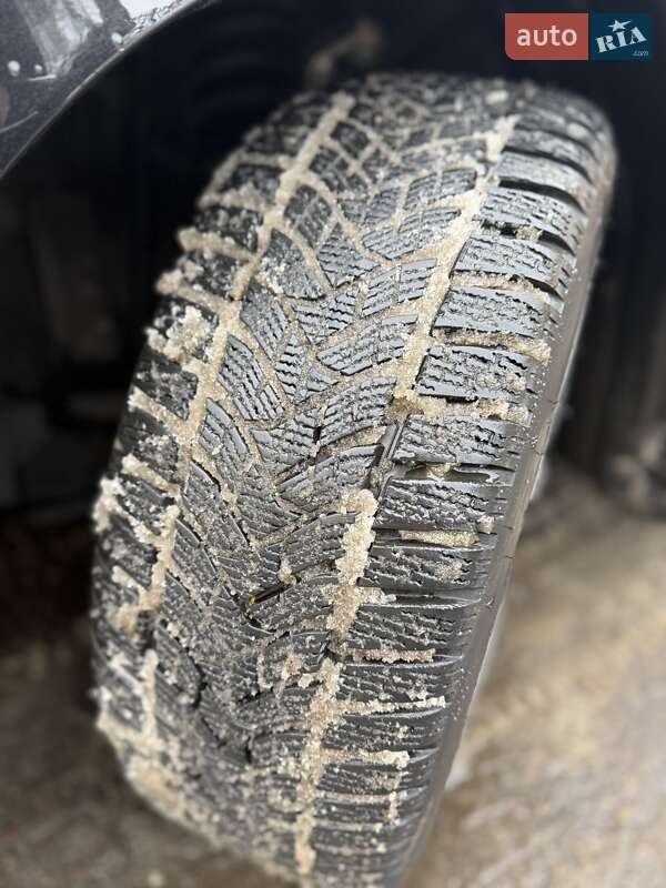 Седан Lexus IS 2018 в Киеве