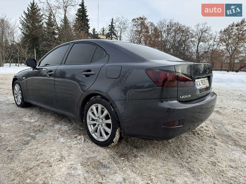 Седан Lexus IS 2007 в Киеве