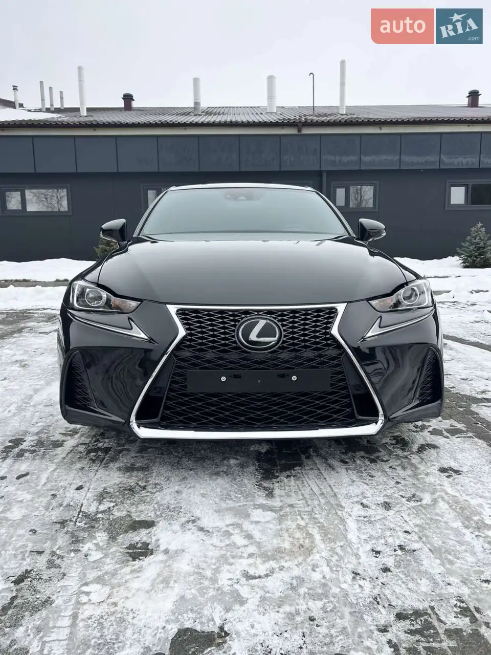 2017 Lexus IS - мініатюра 11