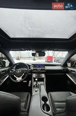 Седан Lexus IS 2018 в Одессе