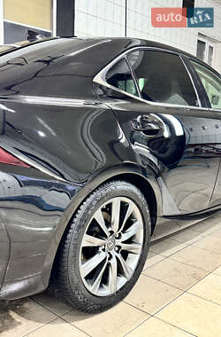 Седан Lexus IS 2013 в Никополе