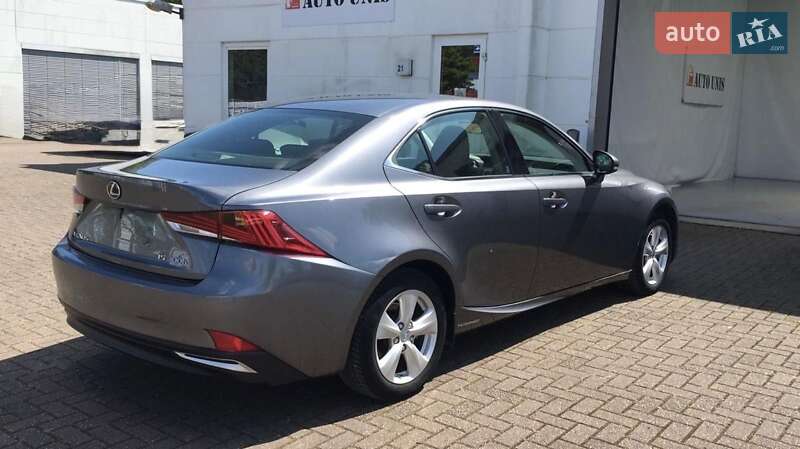 Седан Lexus IS 2017 в Тернополі фото 6 Седан Lexus IS 2017 в Тернополі