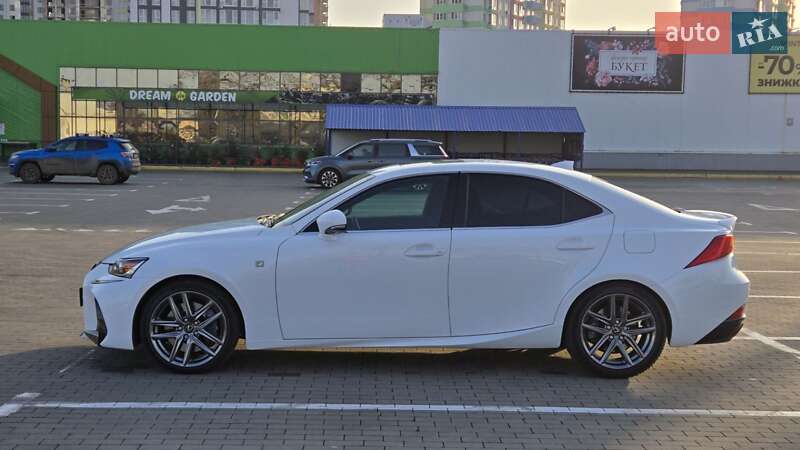 Седан Lexus IS 2016 в Одессе