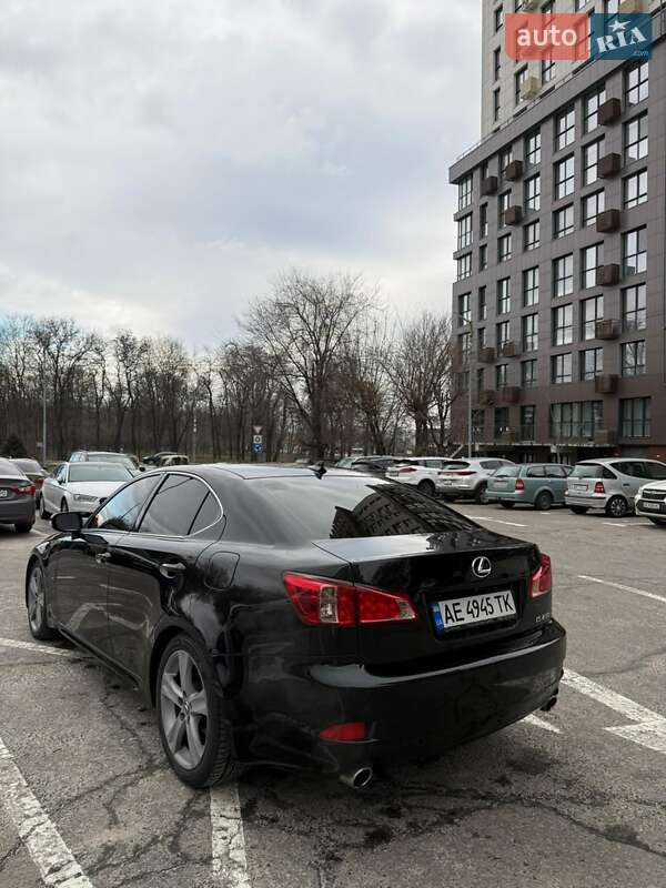 Седан Lexus IS 2012 в Днепре