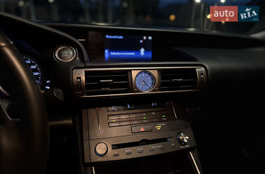 Седан Lexus IS 2014 в Киеве