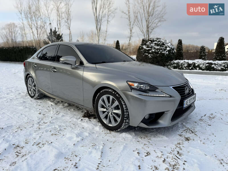 Седан Lexus IS 2013 в Днепре