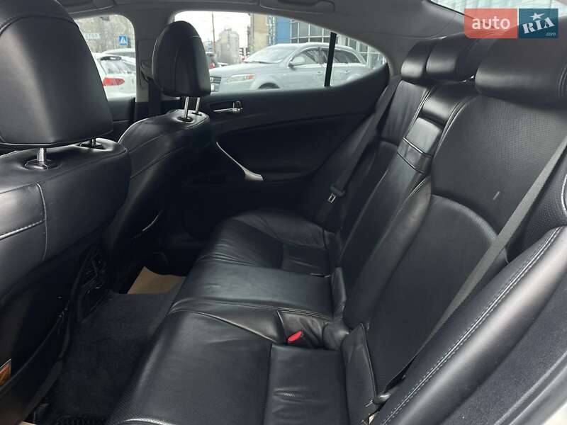 Седан Lexus IS 2008 в Днепре