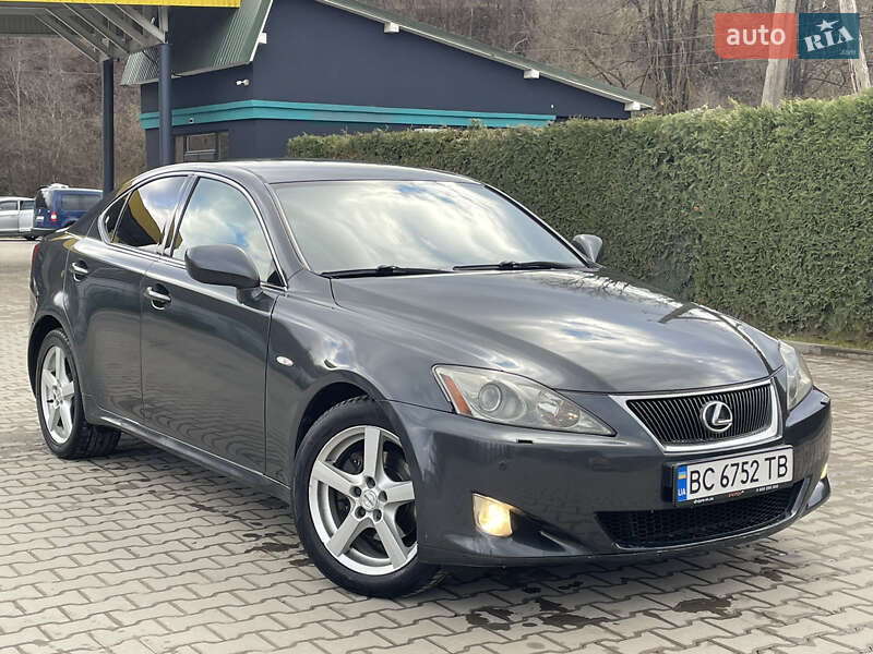 Седан Lexus IS 2007 в Турке