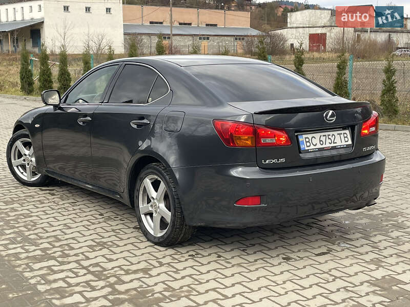 Седан Lexus IS 2007 в Турке