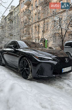 Седан Lexus IS 2024 в Киеве