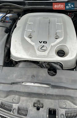 Седан Lexus IS 2008 в Киеве