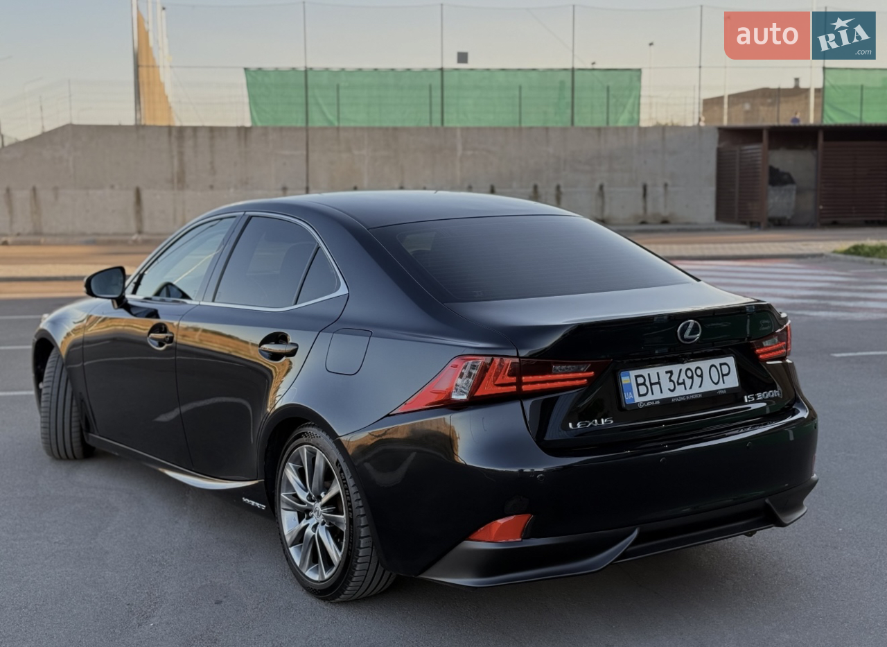 2016 Lexus IS - мініатюра 26