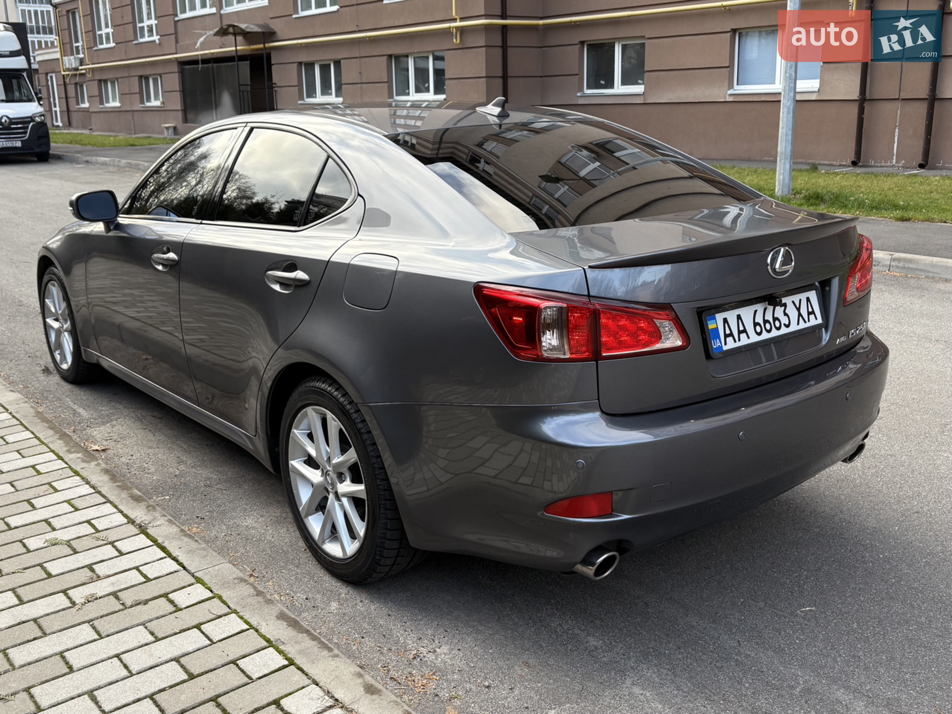 2012 Lexus IS - мініатюра 6