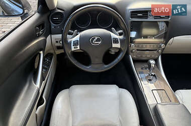 Седан Lexus IS 2012 в Львове