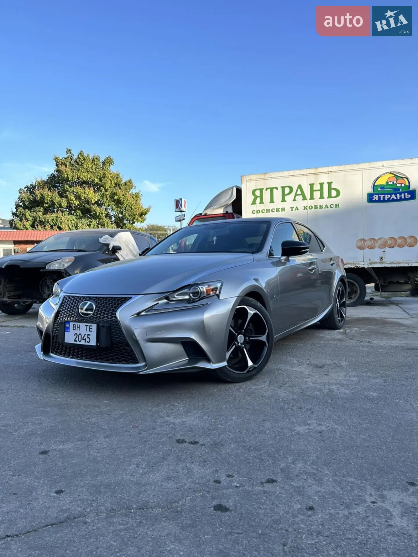 2014 Lexus IS - мініатюра 2