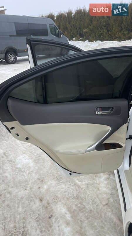 Седан Lexus IS 2010 в Тернополе фото 19 Седан Lexus IS 2010 в Тернополе