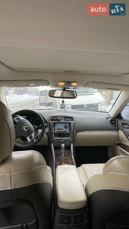 Седан Lexus IS 2010 в Тернополе фото 33 Седан Lexus IS 2010 в Тернополе