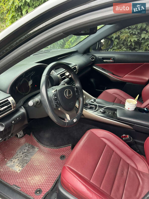 Седан Lexus IS 2014 в Харькове