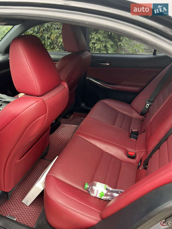 Седан Lexus IS 2014 в Харькове