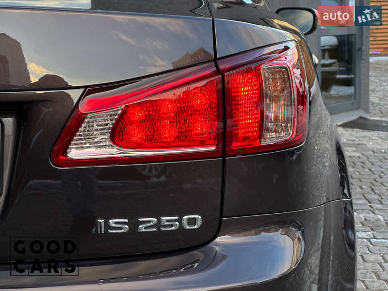 Седан Lexus IS 2012 в Одессе