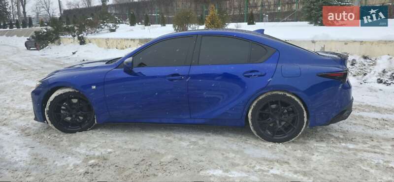 Седан Lexus IS 2022 в Харкові