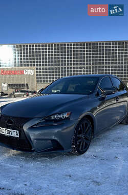 Седан Lexus IS 2015 в Луцке