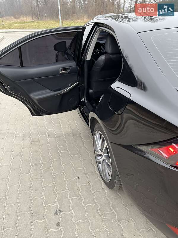 Седан Lexus IS 2020 в Львове фото 17 Седан Lexus IS 2020 в Львове