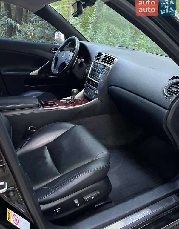 Седан Lexus IS 2008 в Камне-Каширском