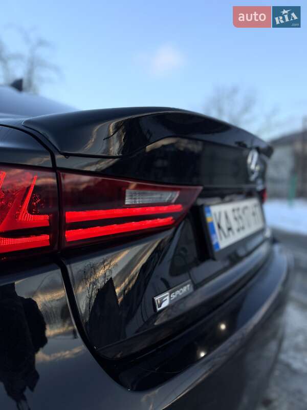 Седан Lexus IS 2015 в Дрогобыче фото 26 Седан Lexus IS 2015 в Дрогобыче