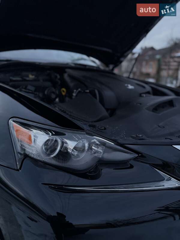 Седан Lexus IS 2015 в Дрогобыче фото 31 Седан Lexus IS 2015 в Дрогобыче