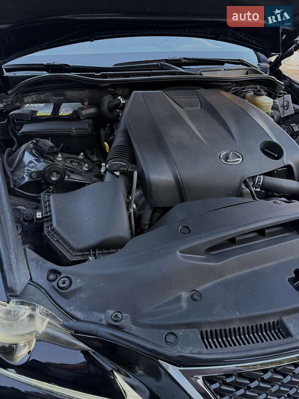 Седан Lexus IS 2015 в Дрогобыче фото 29 Седан Lexus IS 2015 в Дрогобыче
