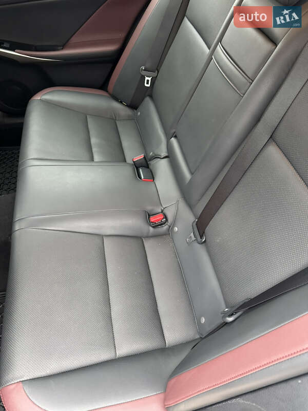 Седан Lexus IS 2016 в Києві фото 21 Седан Lexus IS 2016 в Києві