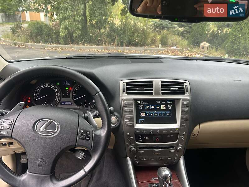 Седан Lexus IS 2008 в Києві фото 8 Седан Lexus IS 2008 в Києві