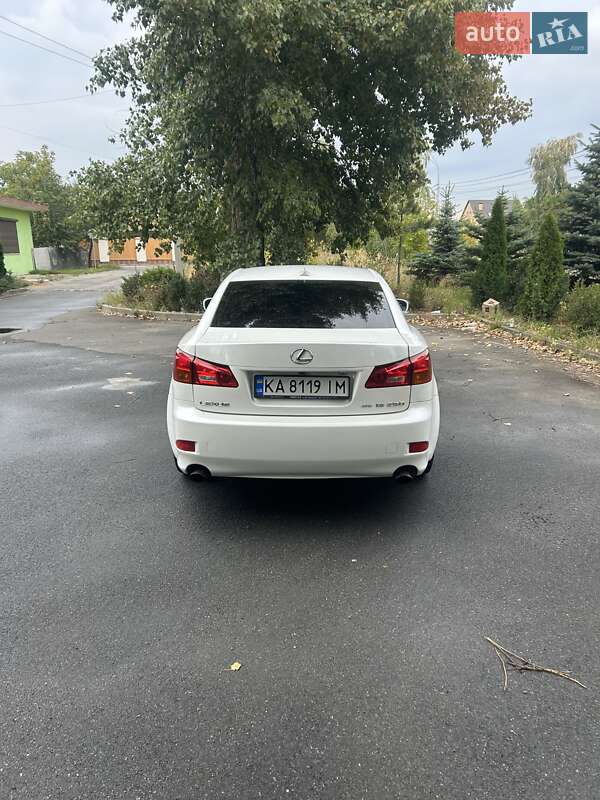 Седан Lexus IS 2008 в Києві фото 13 Седан Lexus IS 2008 в Києві