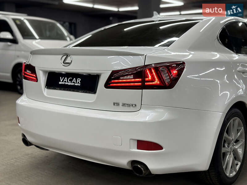 Седан Lexus IS 2010 в Харкові фото 11 Седан Lexus IS 2010 в Харкові