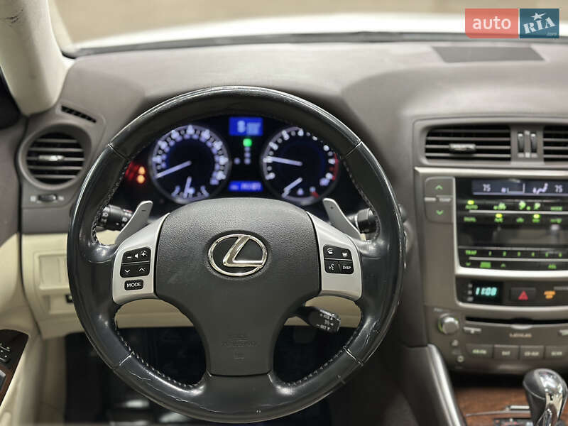 Седан Lexus IS 2010 в Харкові фото 31 Седан Lexus IS 2010 в Харкові