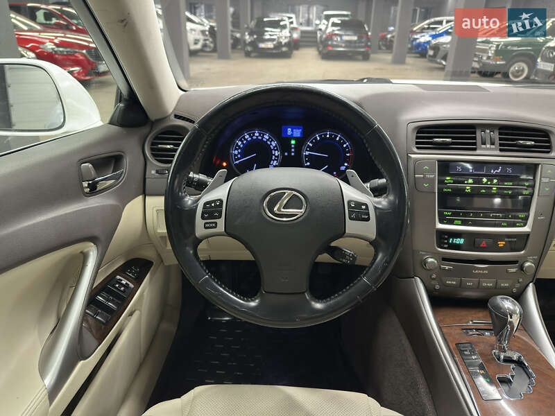 Седан Lexus IS 2010 в Харкові фото 35 Седан Lexus IS 2010 в Харкові