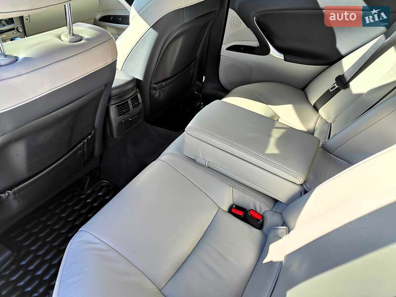 Седан Lexus IS 2011 в Києві фото 46 Седан Lexus IS 2011 в Києві