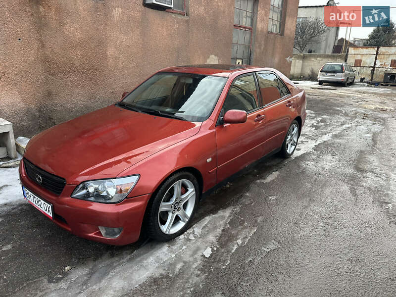 Седан Lexus IS 1999 в Одессе