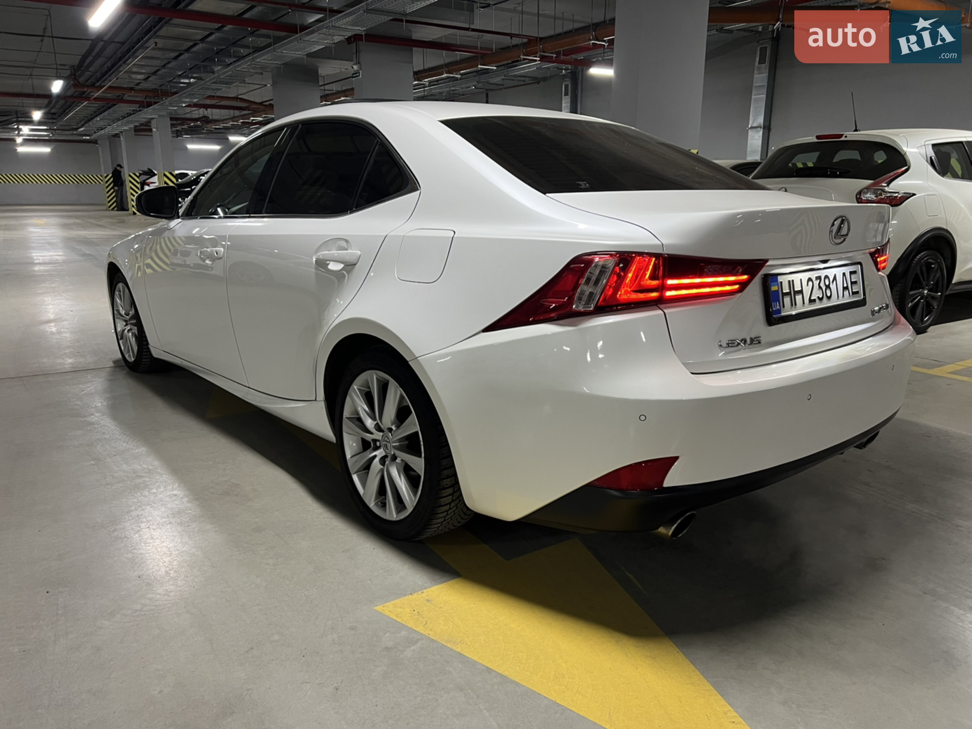 2013 Lexus IS - мініатюра 6