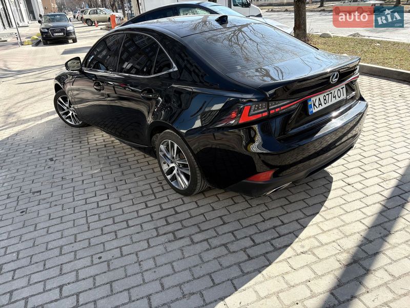 Седан Lexus IS 2020 в Львове фото 10 Седан Lexus IS 2020 в Львове