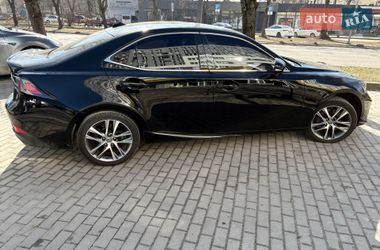 Седан Lexus IS 2020 в Львові