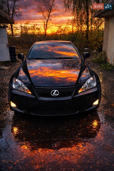 Седан Lexus IS 2008 в Києві