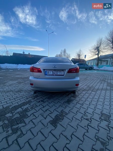 Седан Lexus IS 2005 в Ставище