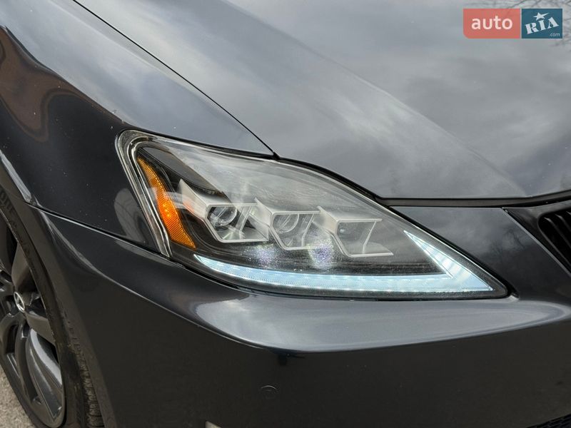 Седан Lexus IS 2007 в Дніпрі