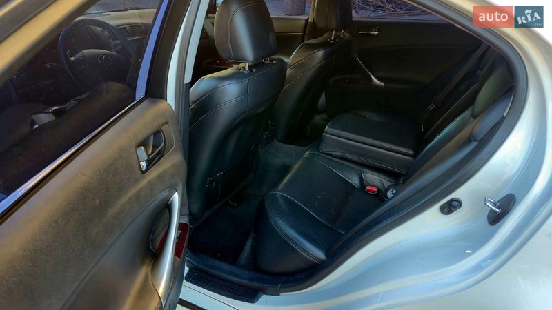 Седан Lexus IS 2008 в Києві