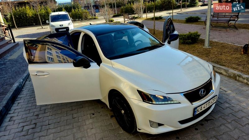 Седан Lexus IS 2008 в Києві