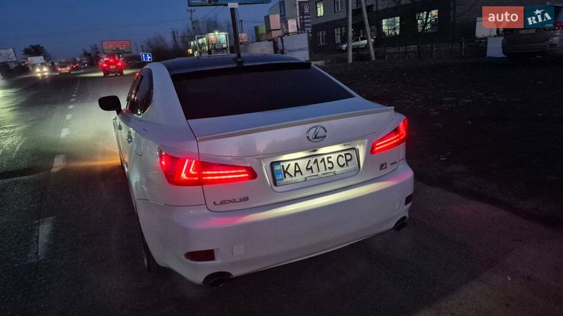 Седан Lexus IS 2008 в Києві